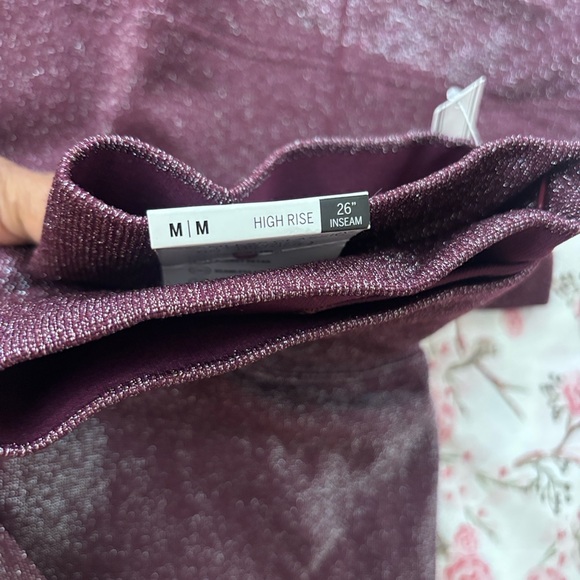 PINK VS💕An over $75.00 Value Set Soft A Perfect 🎁 Very Stretchable up to a Large - Picture 8 of 9